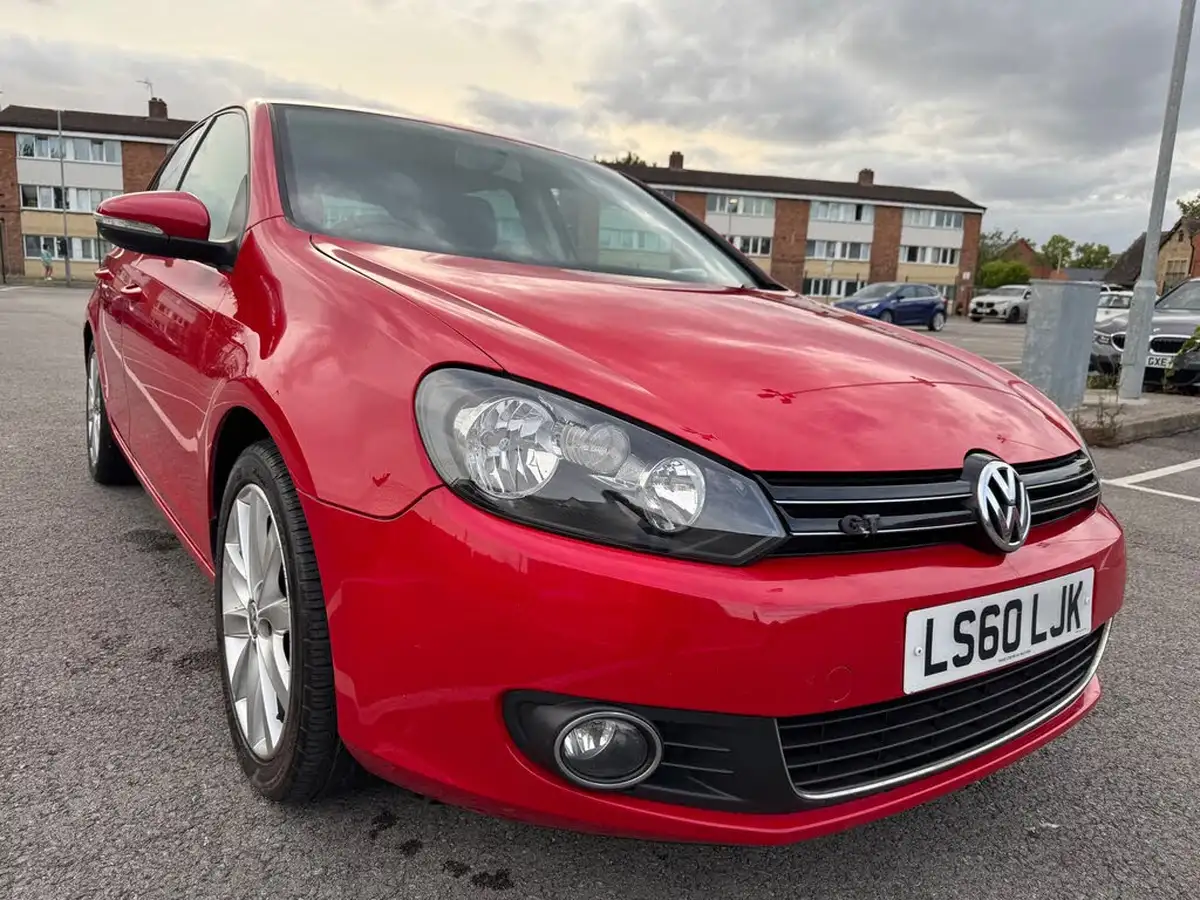 2010-volkswagen-golf-20td-gt-5d-big-1