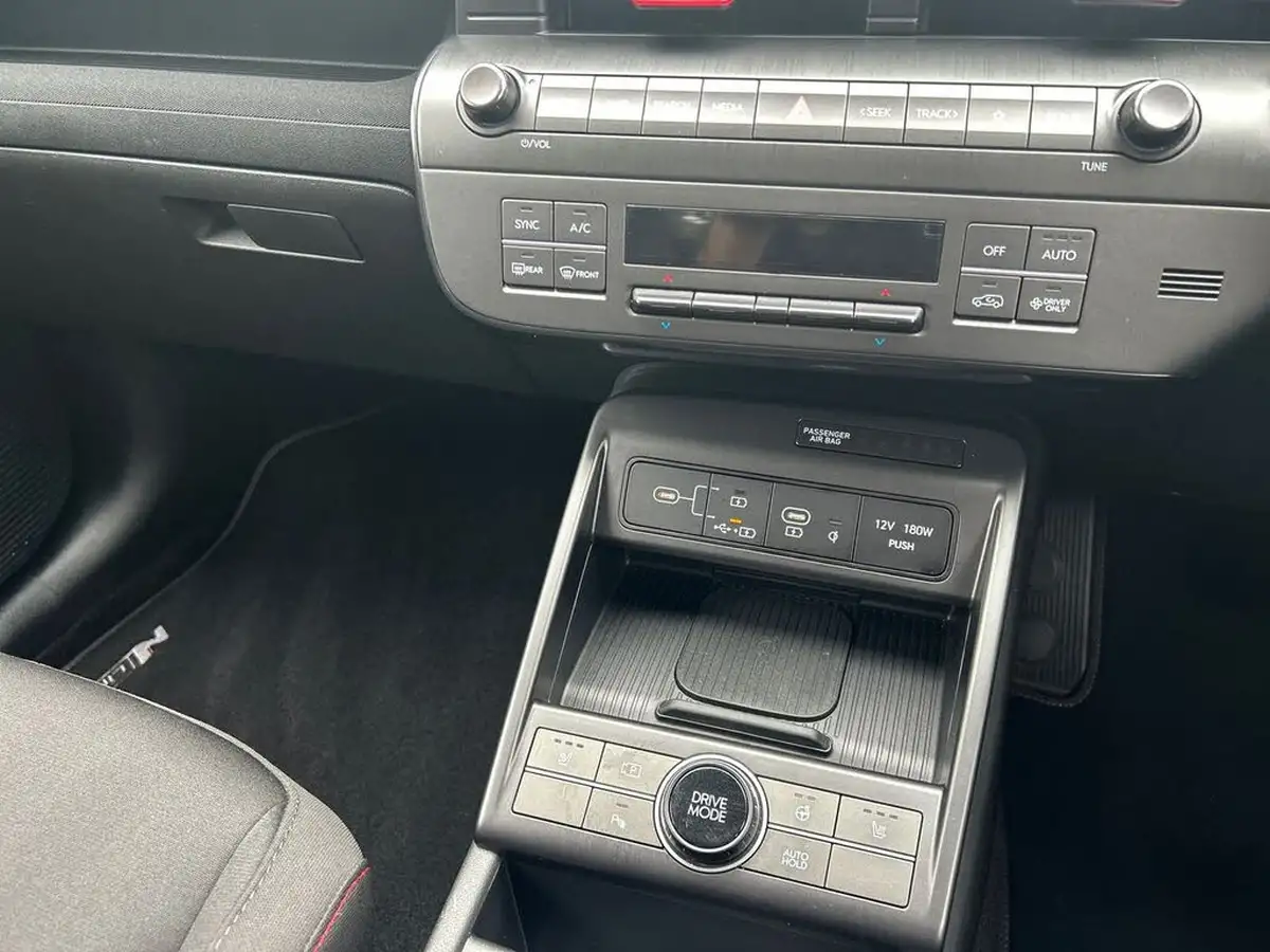 2024-hyundai-kona-big-17