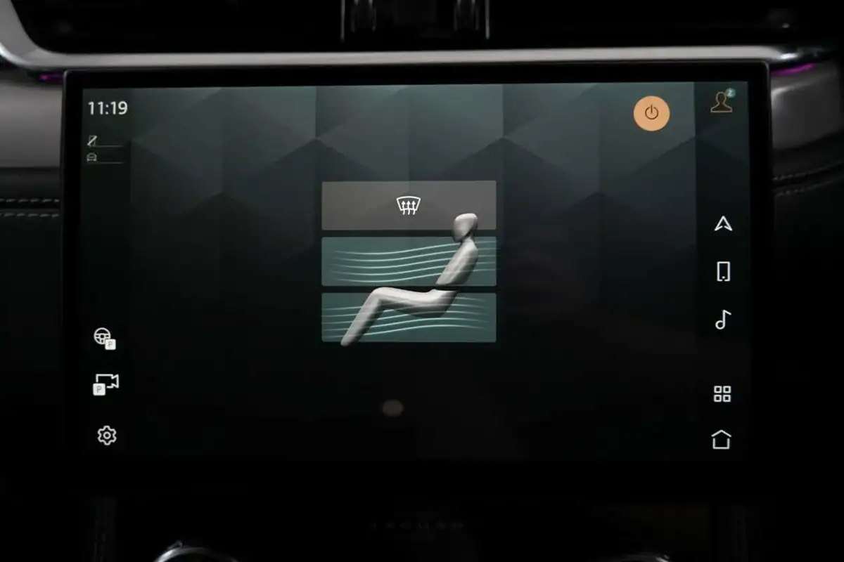 2021-jaguar-f-pace-30-d300-r-dynamic-se-mhev-big-29