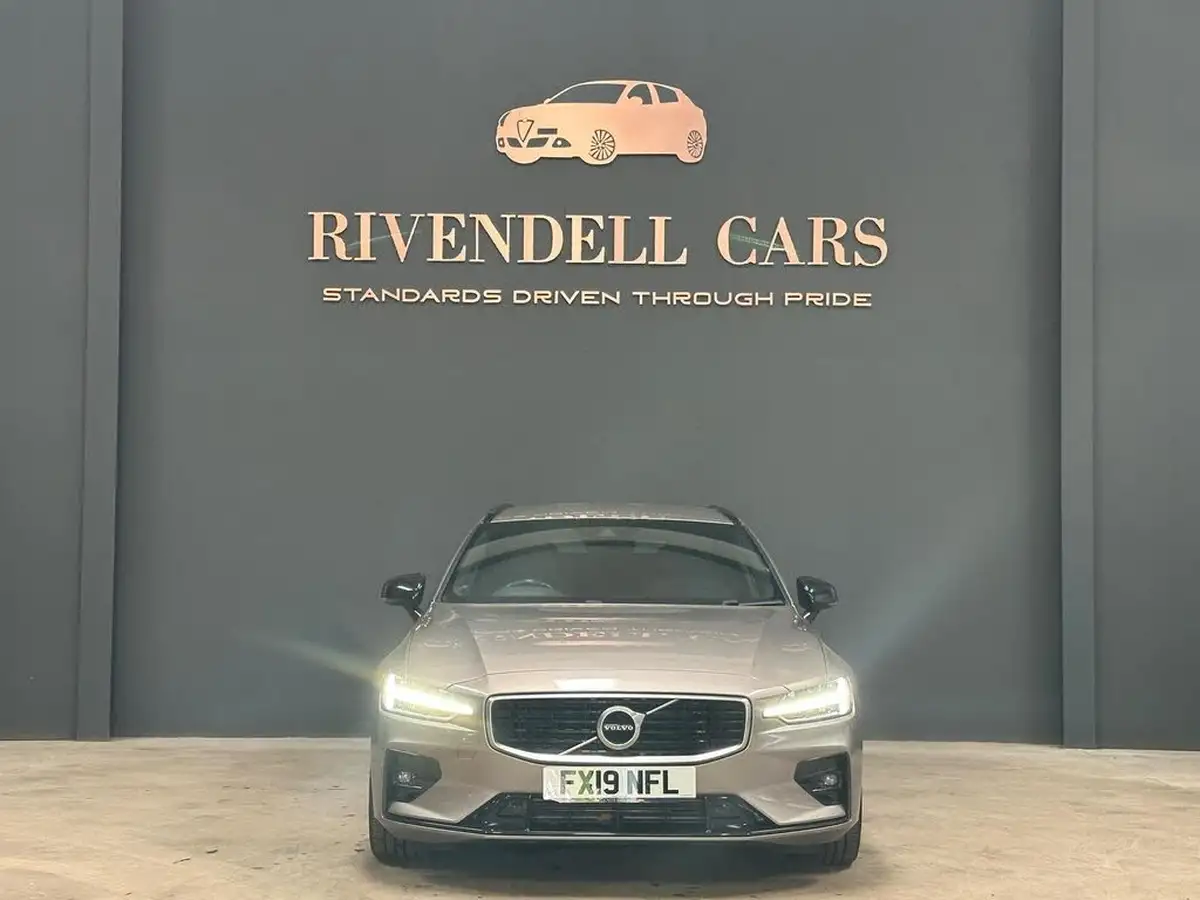 2019-volvo-v60-20td-d3-r-design-big-4