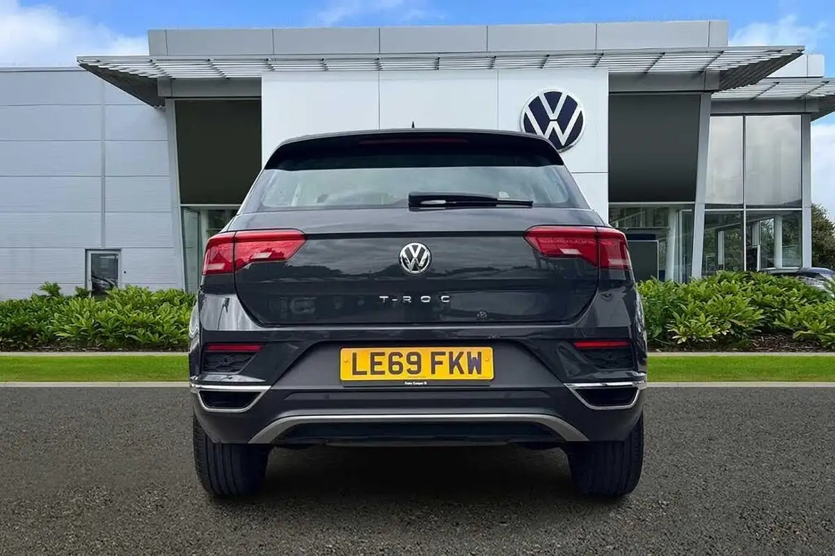 2020-volkswagen-t-roc-10-tsi-se-115ps-big-8