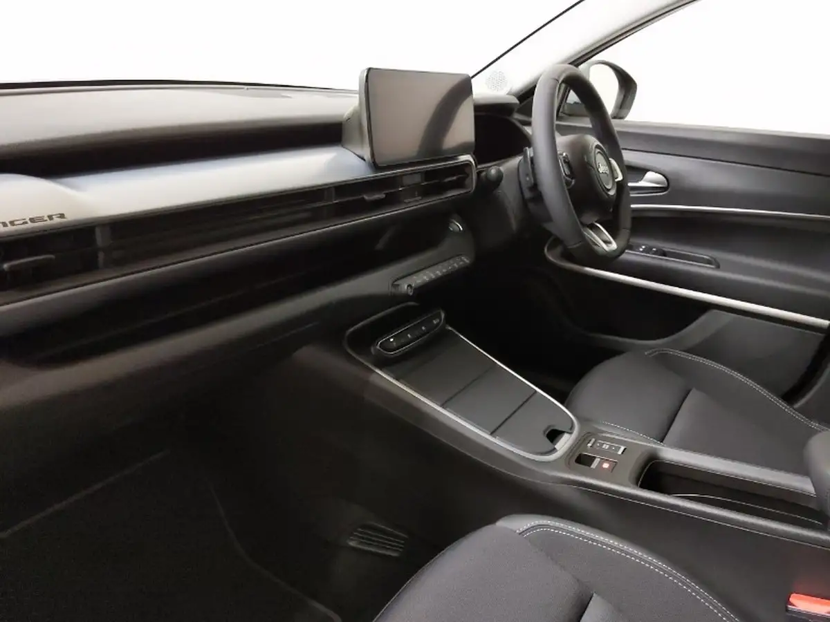 2024-jeep-avenger-12-gse-summit-e-hybrid-48v-auto-big-4