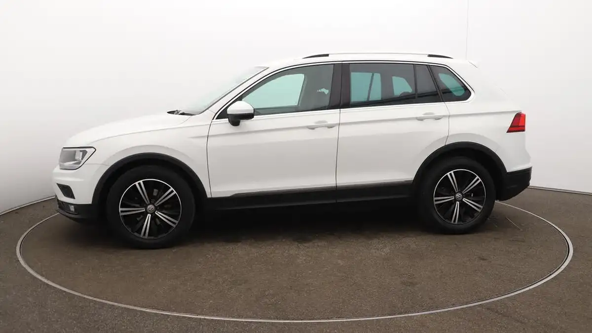 2018-volkswagen-tiguan-14-tsi-se-navigation-125ps-ss-big-64
