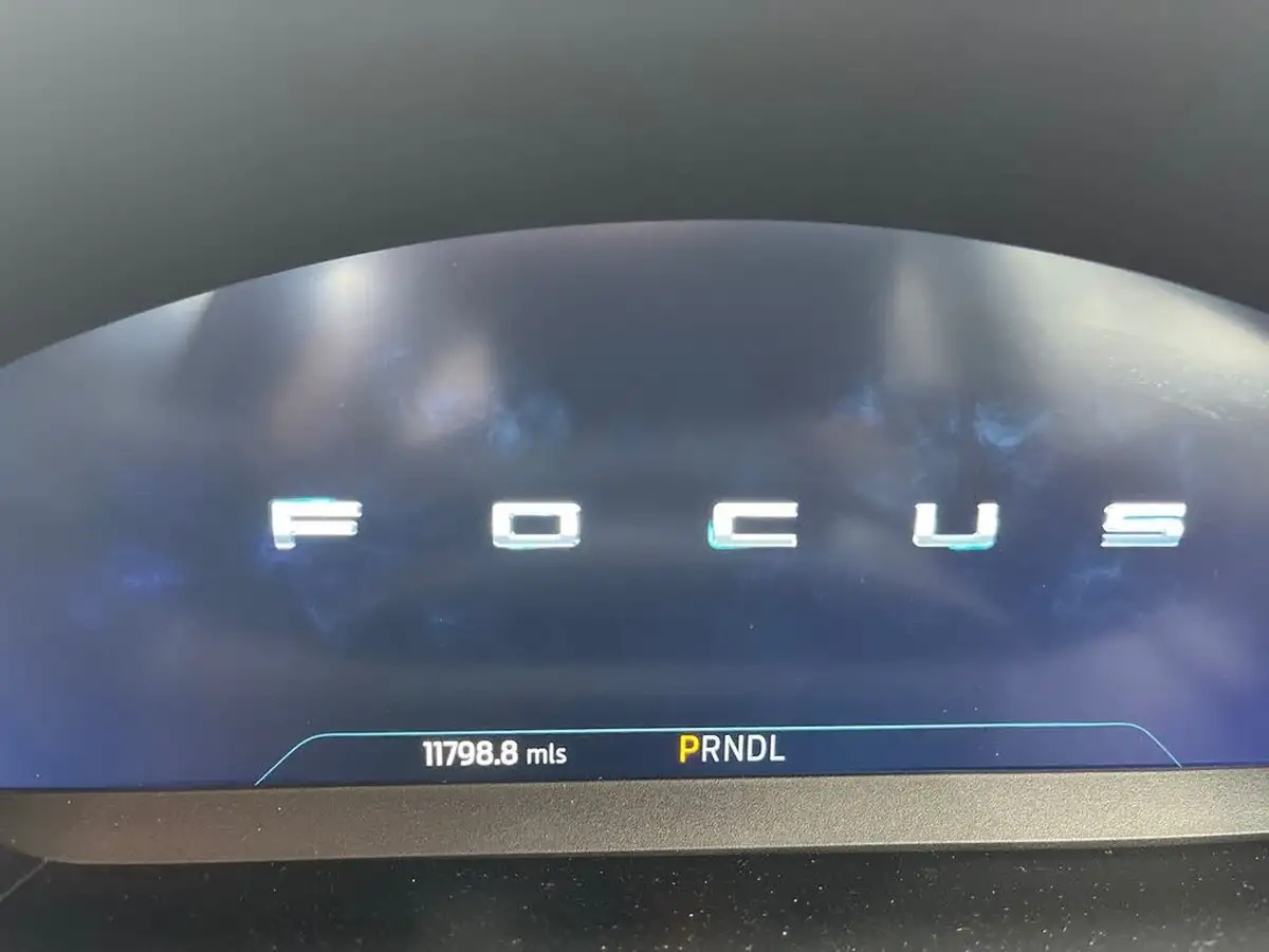 2023-ford-focus-10t-active-x-155ps-hybrid-mhev-hatchback-powershift-big-21