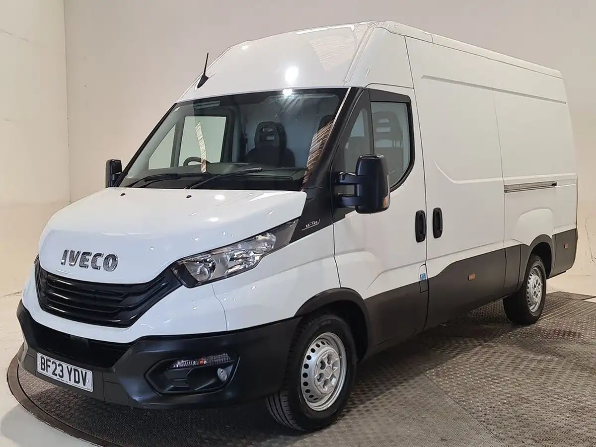 2023-iveco-daily-s-class-23td-35s14v-business-3520mm-h2-136pseu6dt-big-12
