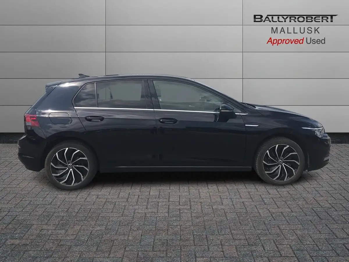 2023-volkswagen-golf-15-tsi-style-edition-150ps-big-8