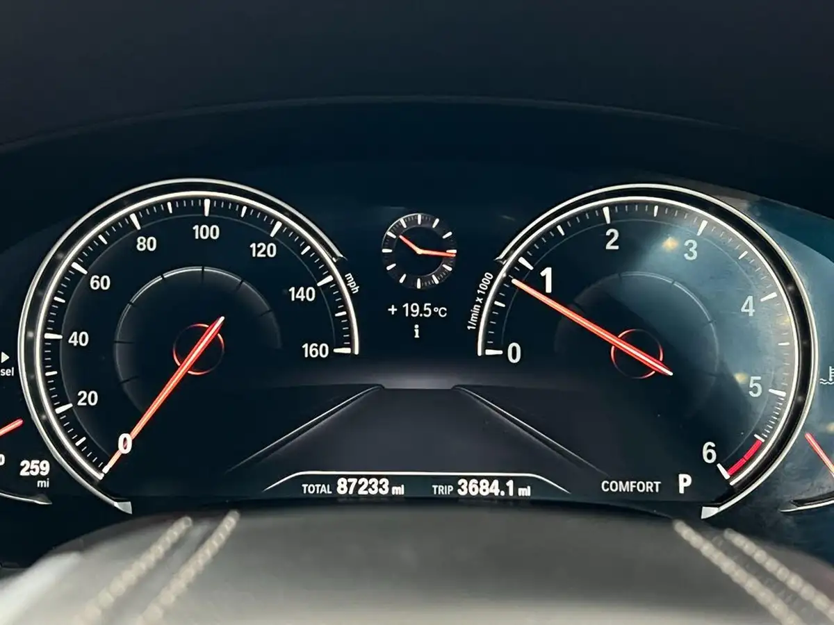 2017-bmw-5-series-20td-520d-se-188bhp-saloon-4d-big-67