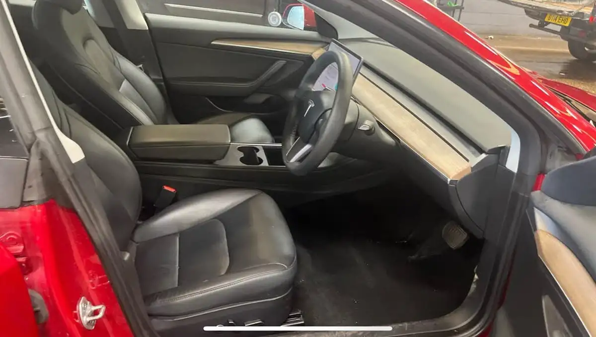 2021-tesla-model-3-e-standard-plus-big-2