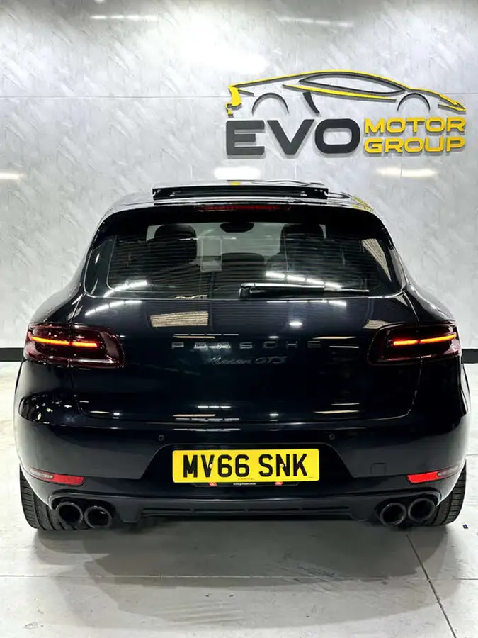 2016-porsche-macan-30-gts-big-55