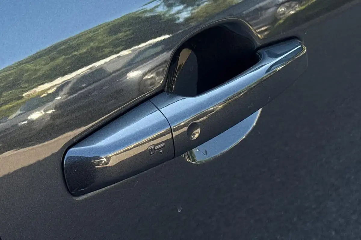 2022-jaguar-f-pace-20-p250-r-dynamic-se-big-23