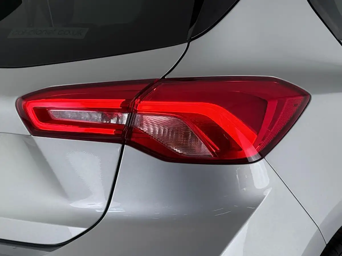 2020-ford-focus-15t-titanium-x-hatchback-big-9