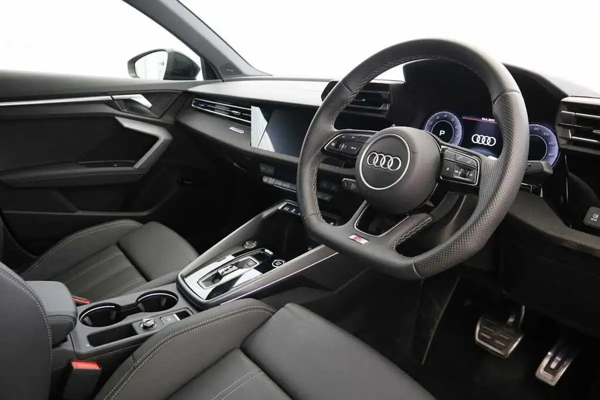 2024-audi-a3-15-35-tfsi-black-edition-sportback-5d-big-6