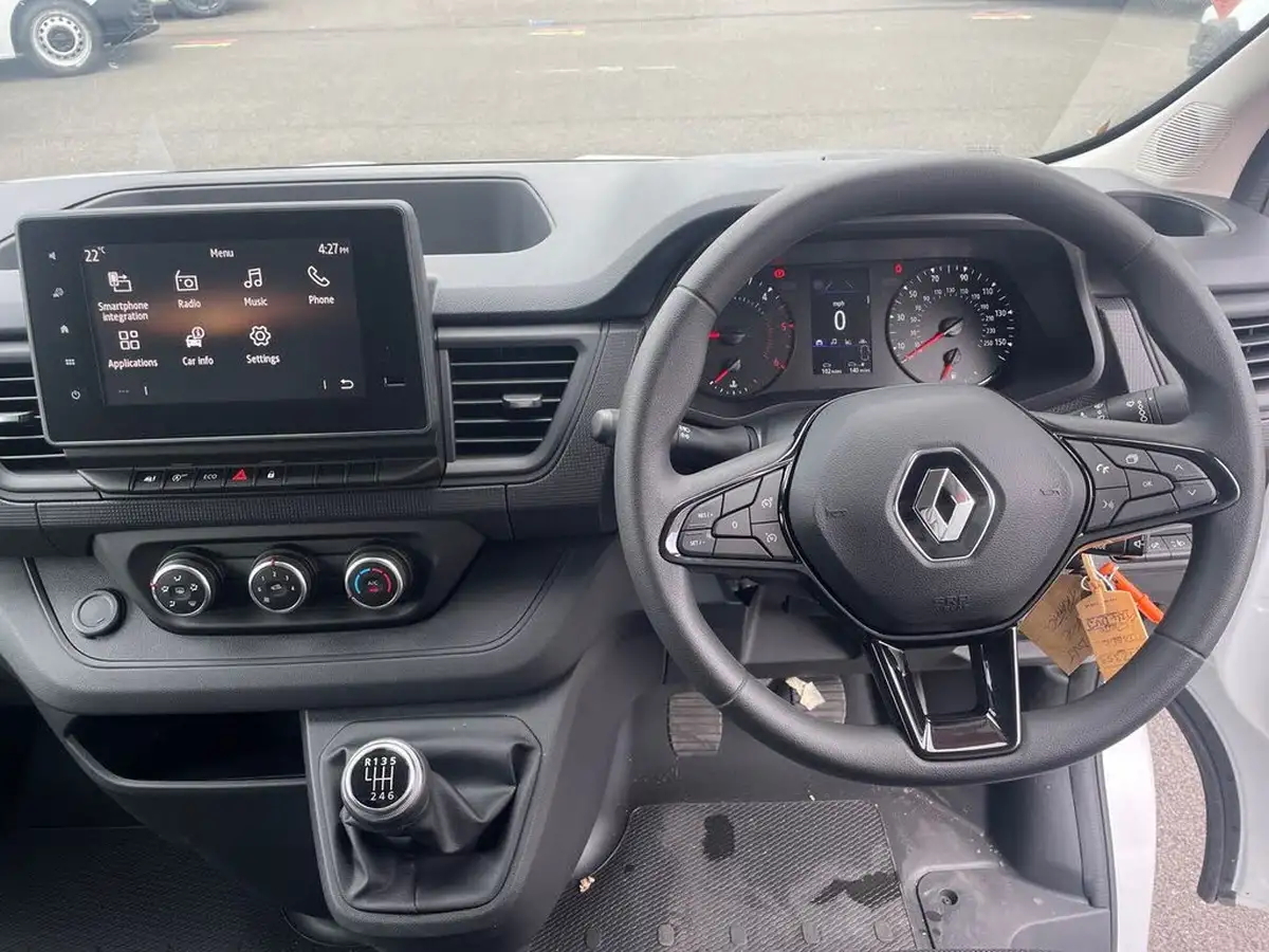 2024-renault-trafic-20dci-sl30-130-advance-big-26