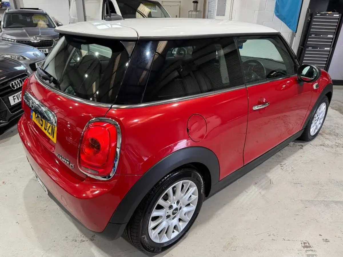 2015-mini-cooper-15td-cooper-d-114bhp-3d-big-2