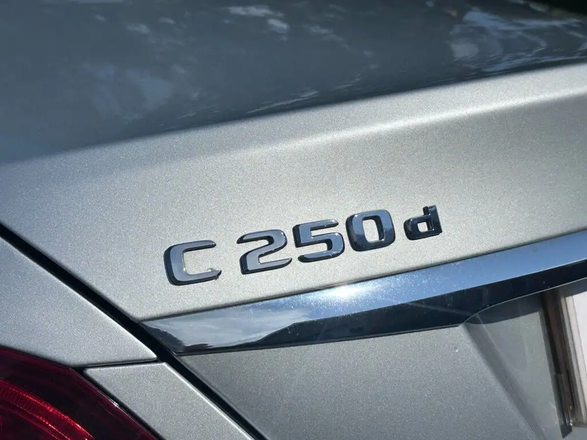 2017-mercedes-benz-c-class-21d-c250d-amg-line-ss-saloon-4d-9g-tronic-plus-big-24