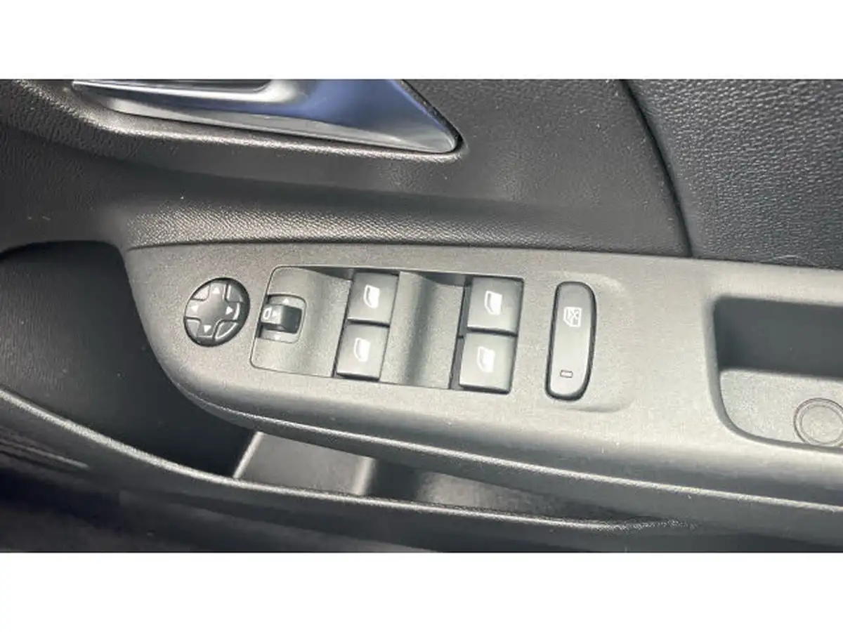 2022-vauxhall-corsa-12i-elite-edition-big-22