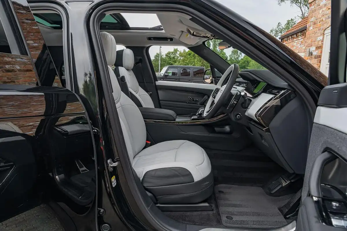 2024-land-rover-range-rover-sport-30-p460e-dynamic-se-big-22