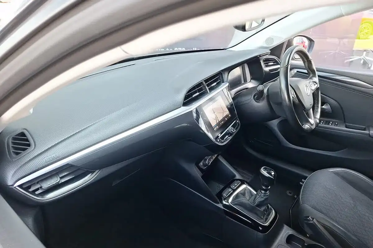 2020-vauxhall-corsa-12-turbo-elite-nav-big-28