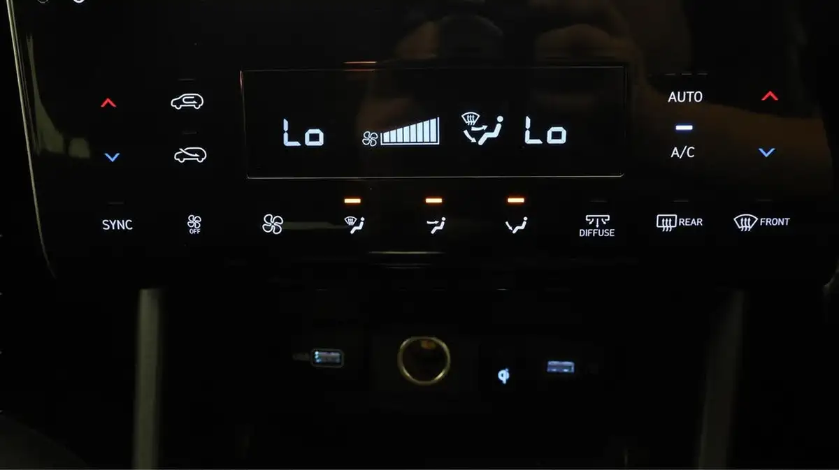 2023-hyundai-tucson-16-t-gdi-premium-150ps-big-12