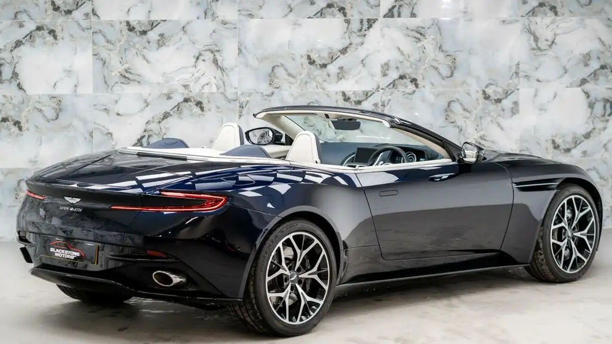 2020-aston-martin-db11-40-v8-503bhp-big-5
