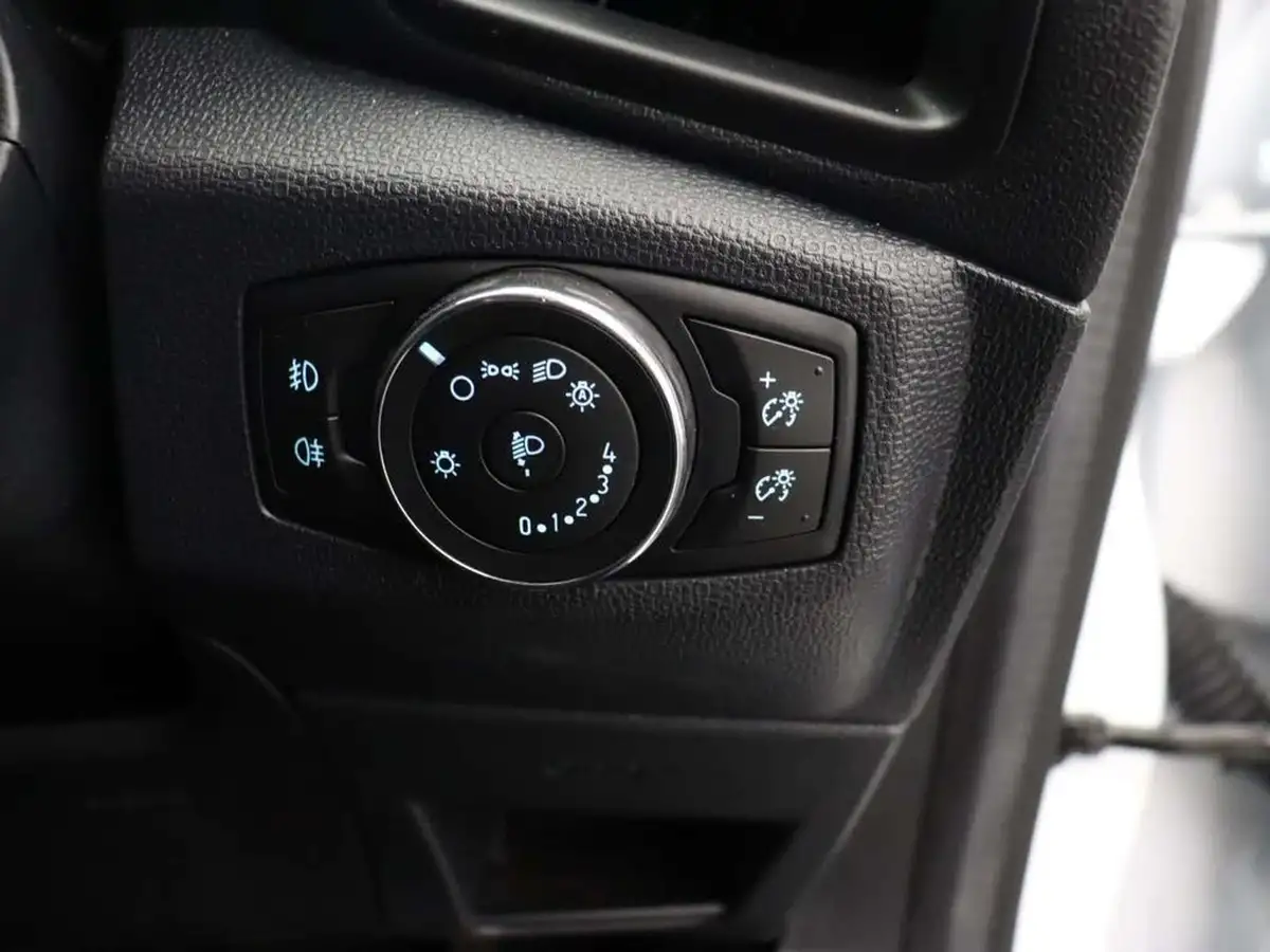 2020-ford-ecosport-10t-st-line-125ps-big-30