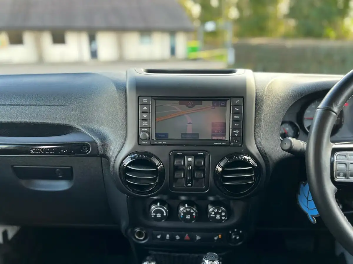 2018-jeep-wrangler-28crd-night-eagle-big-30
