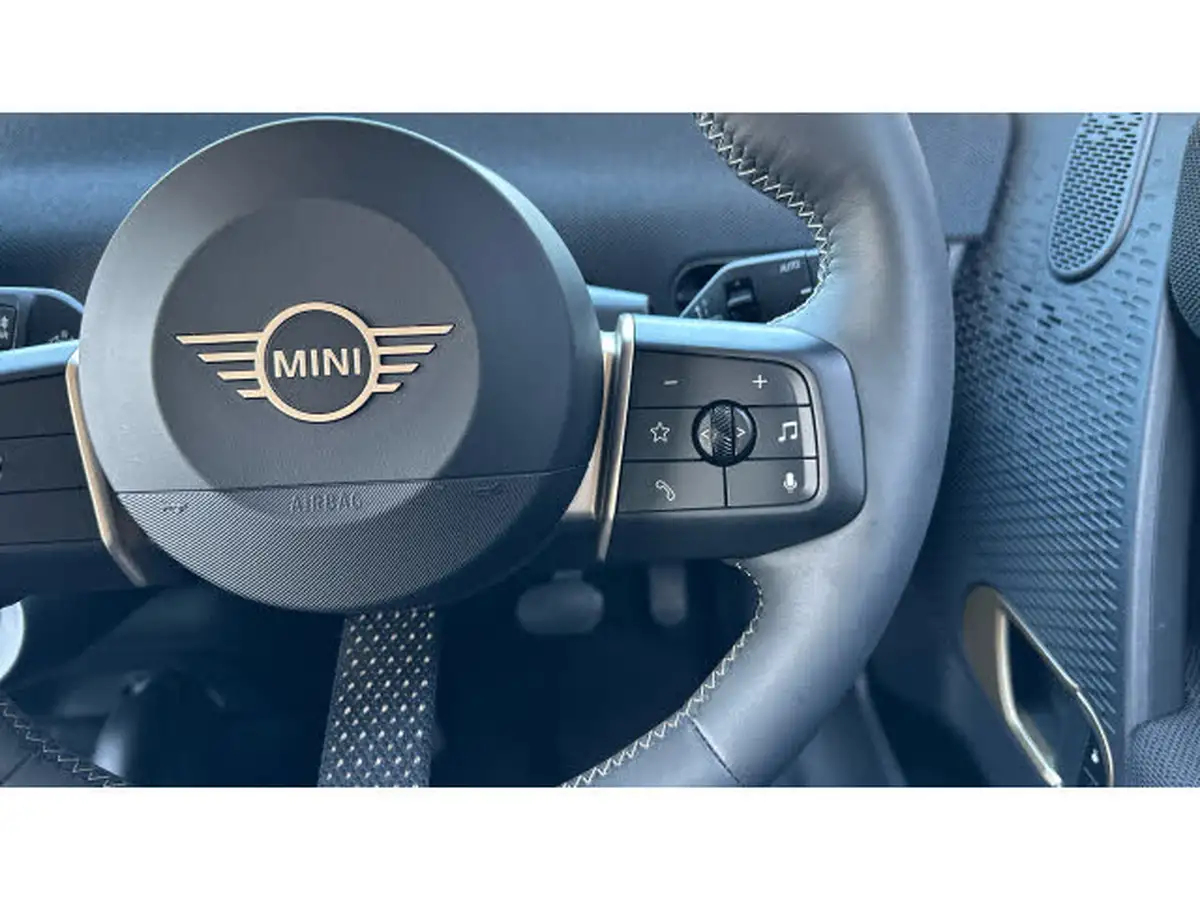 2024-mini-cooper-e-cooper-e-classic-big-17
