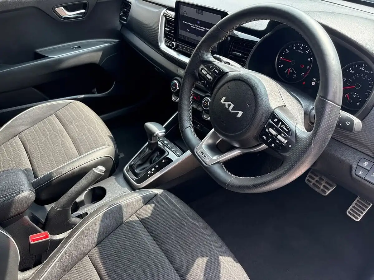 2024-kia-stonic-10-t-gdi-gt-line-s-98bhp-dct-big-4
