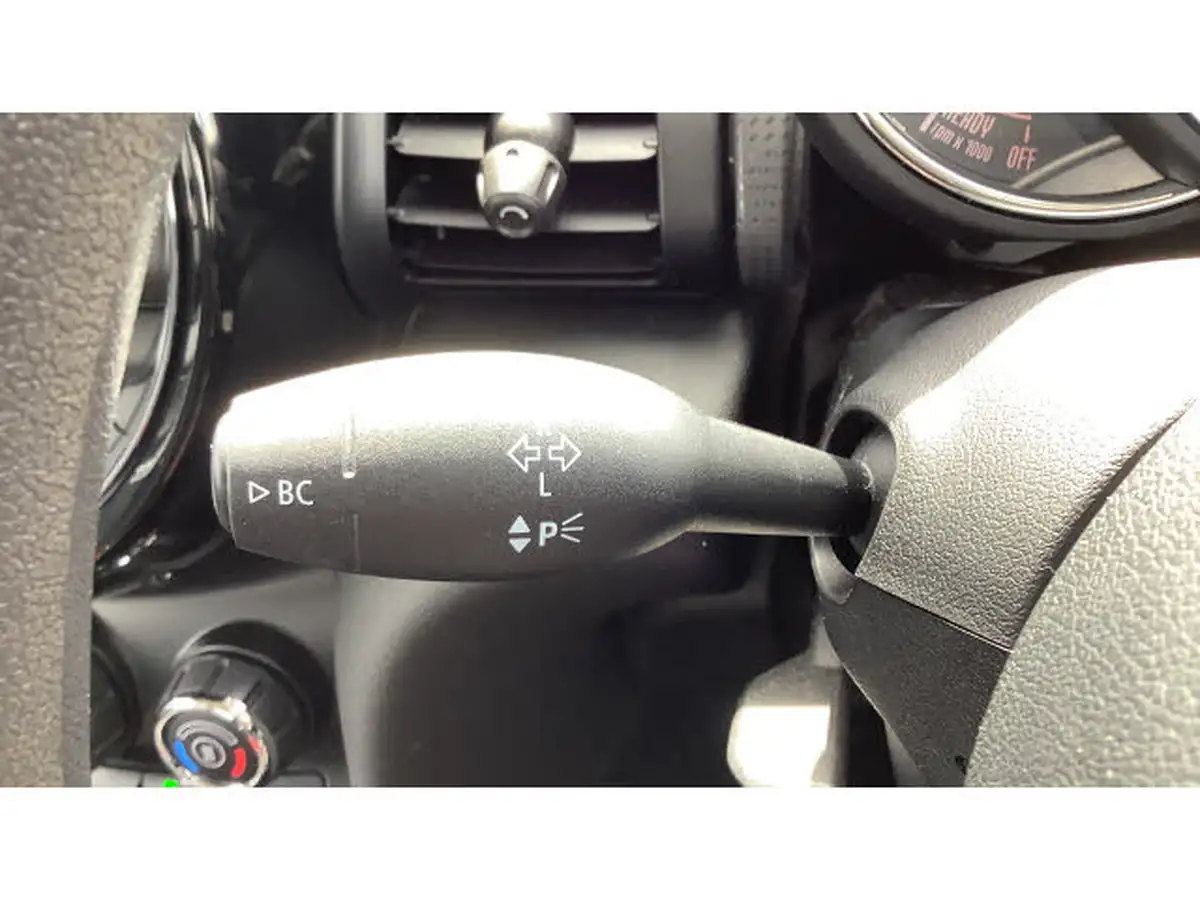 2017-mini-cooper-15-cooper-ss-hatchback-3d-auto-big-26