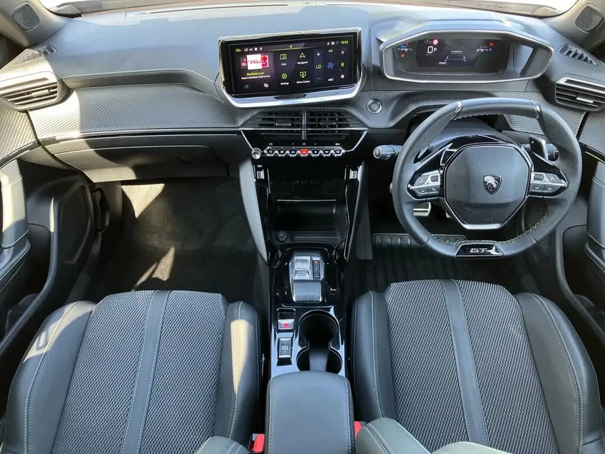 2023-peugeot-2008-suv-big-9