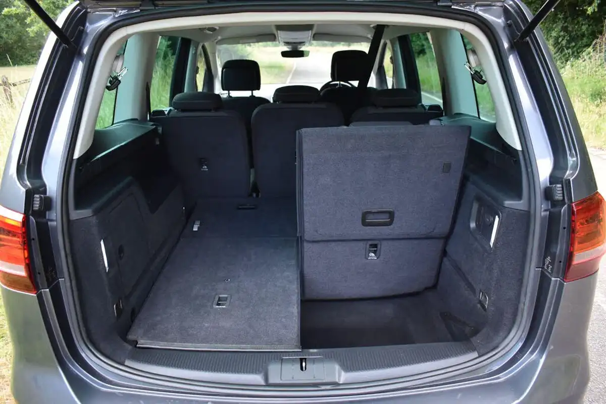 2021-volkswagen-sharan-14-tsi-se-nav-dsg-big-28