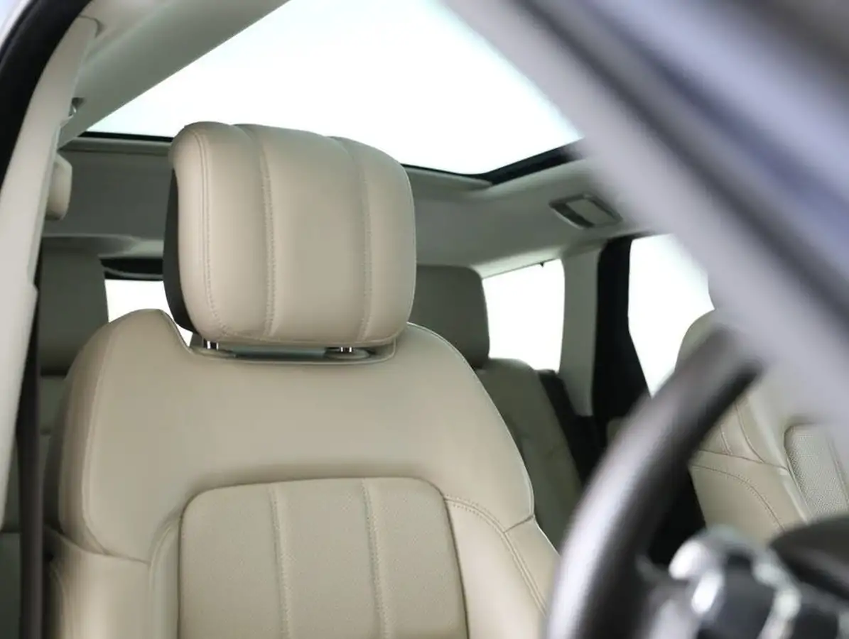 2020-land-rover-range-rover-sport-20-p400e-hse-big-37