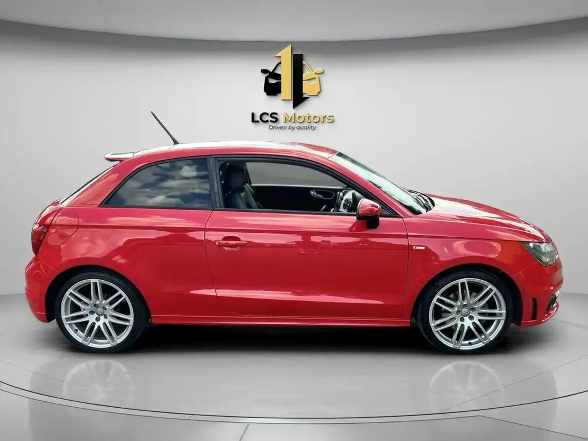 2011-audi-a1-16td-s-line-hatchback-3d-big-4