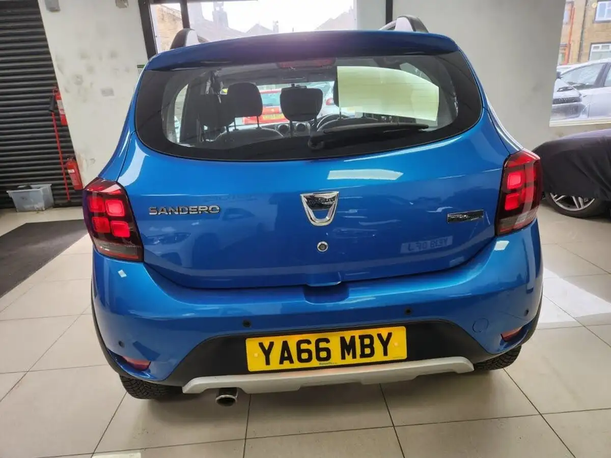 2017-dacia-sandero-stepway-15dci-laureate-big-45