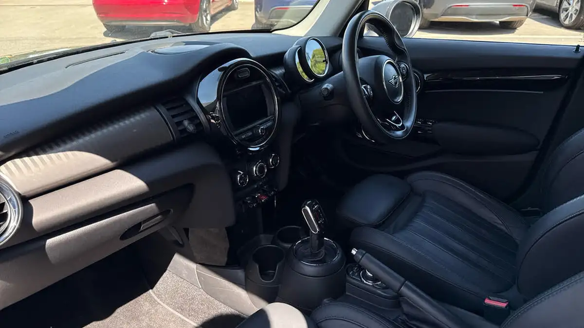 2019-mini-cooper-20-cooper-s-exclusive-189bhp-hatchback-5d-auto-big-11