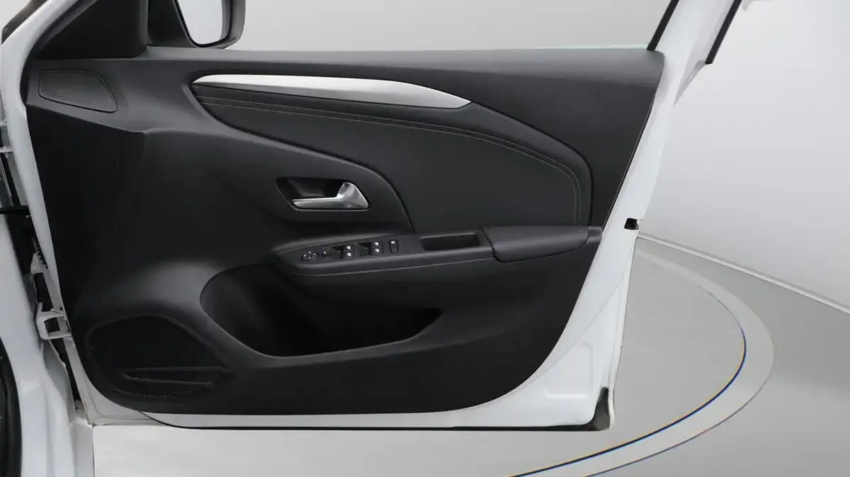 2023-vauxhall-corsa-12i-gs-big-15