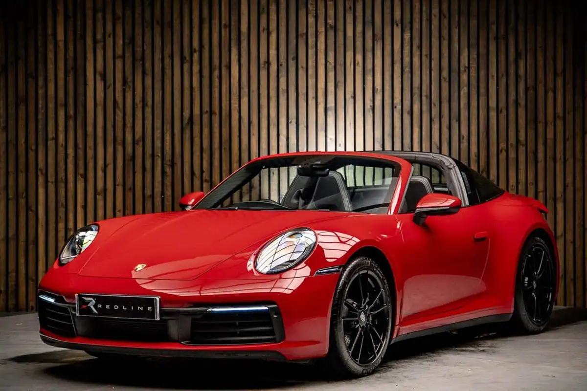 2020-porsche-911-30-targa-4-big-7