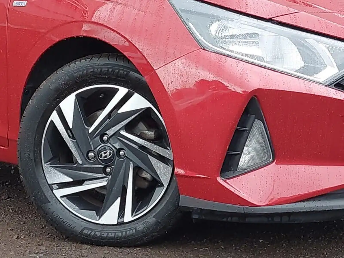 2022-hyundai-i20-10-t-gdi-se-connect-dct-big-8
