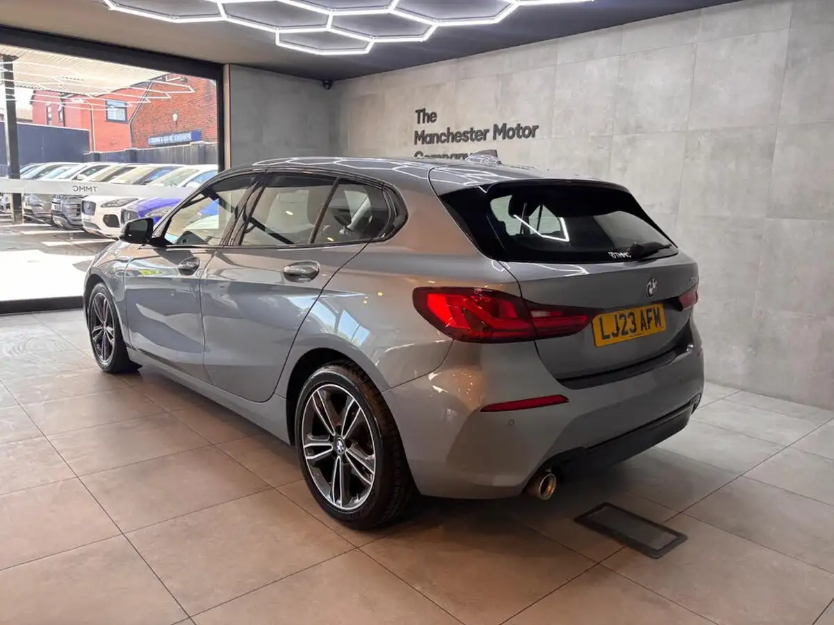2023-bmw-1-series-15-118i-sport-dct-big-8