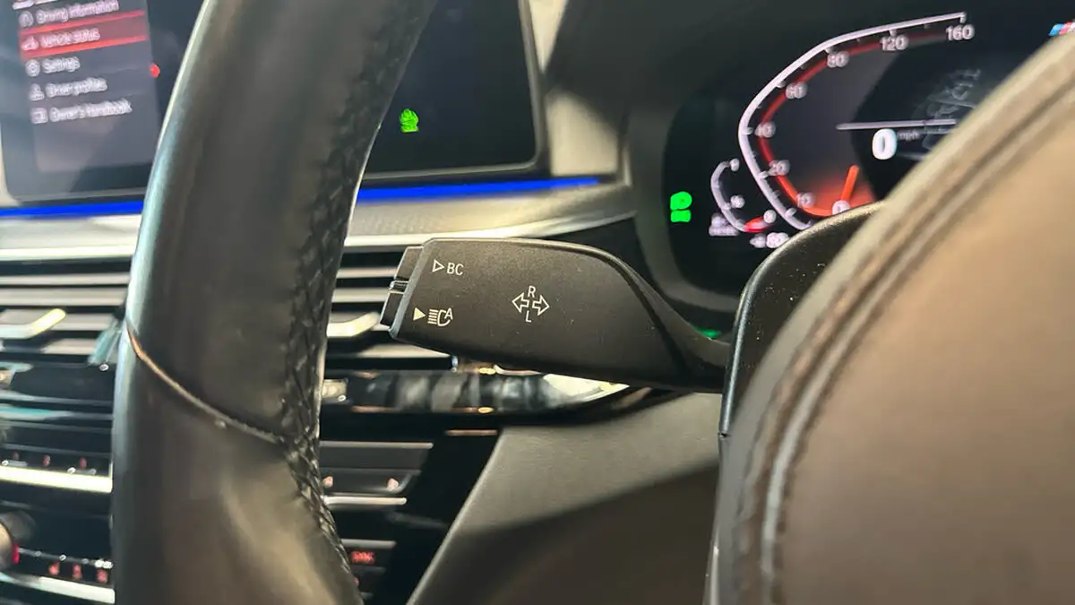 2021-bmw-5-series-20td-520d-m-sport-mht-touring-5d-big-19