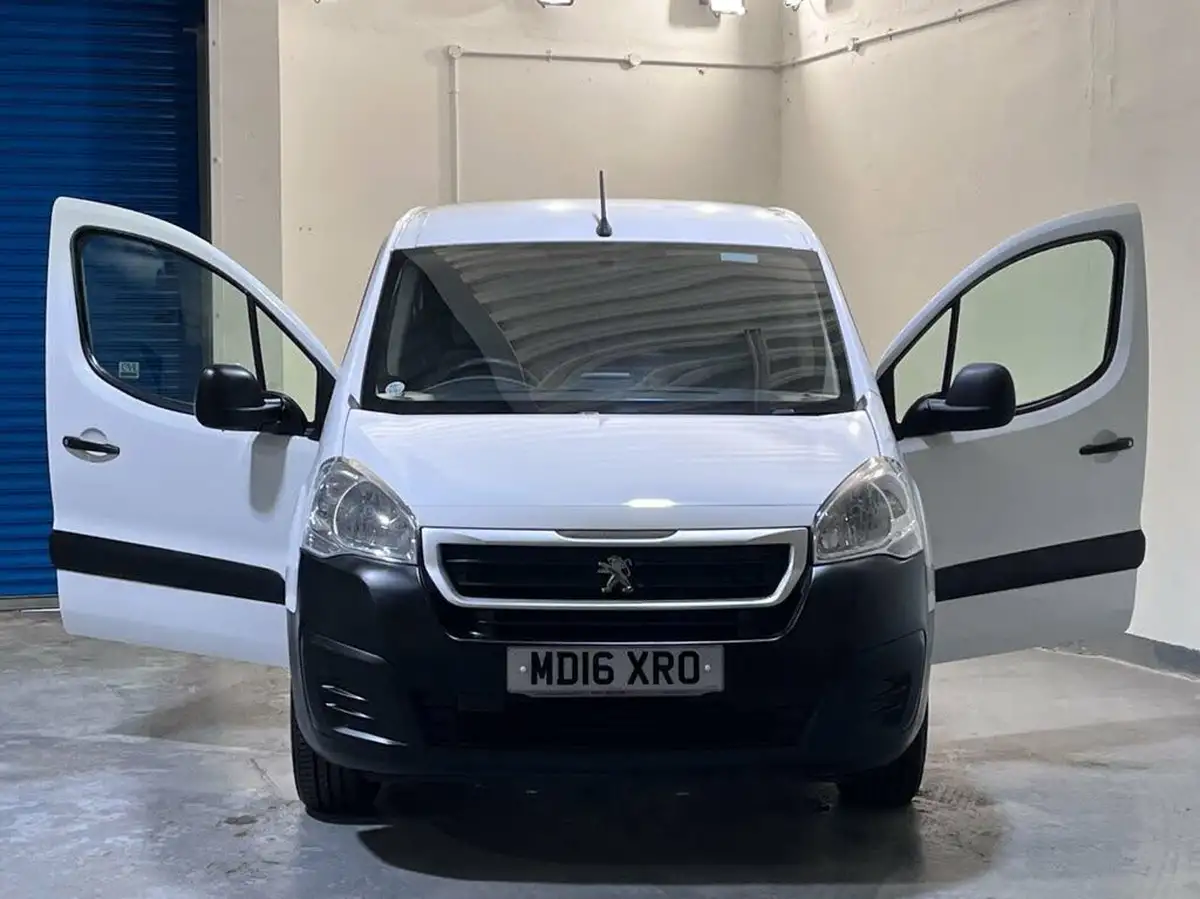 2016-peugeot-partner-16bluehdi-professional-l1-100eu6-854-big-1