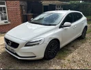 2019-volvo-v40-20td-d2-momentum-edition-geartronic-small-1