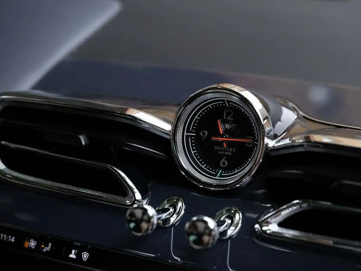 2024-bentley-bentayga-40-v8-extended-wheelbase-azure-big-45