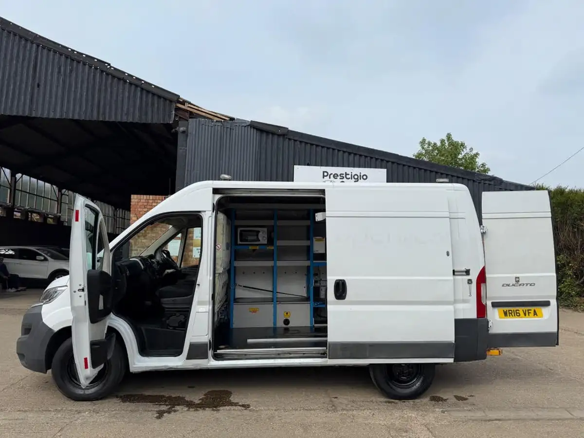 2016-fiat-ducato-23td-35-lh2-tecnico-big-13