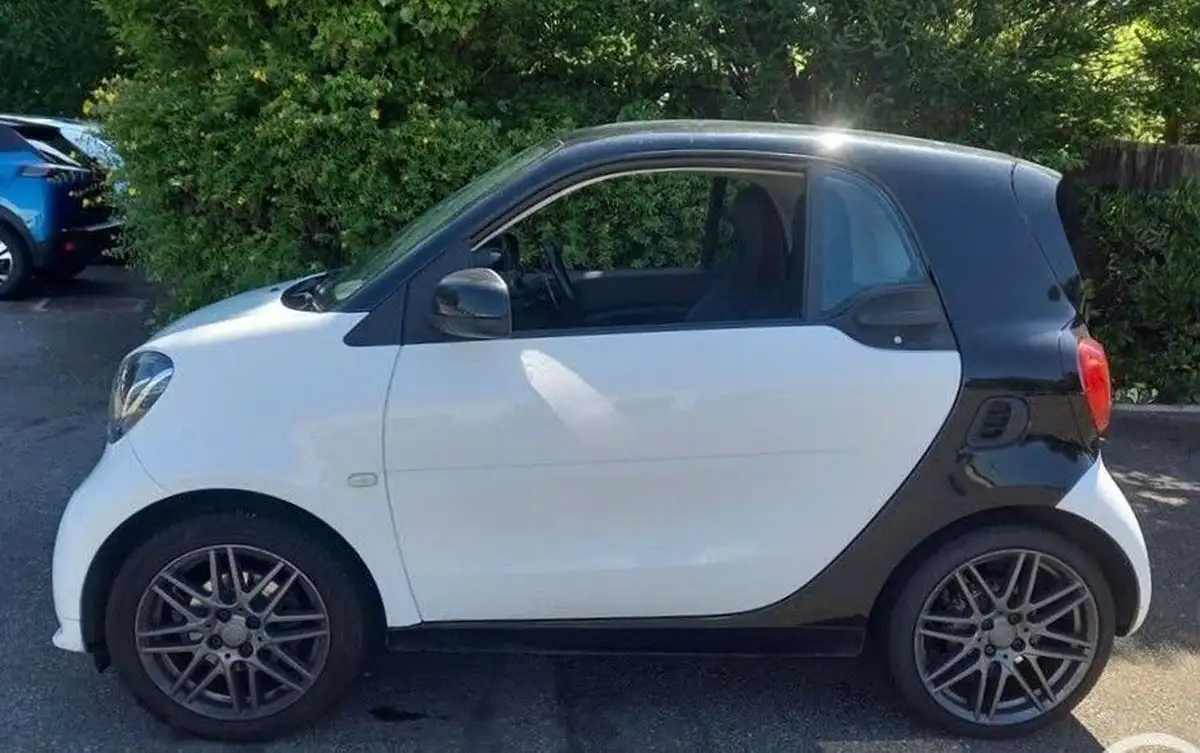 2017-smart-fortwo-09-brabus-sport-ss-coupe-twinamic-big-4