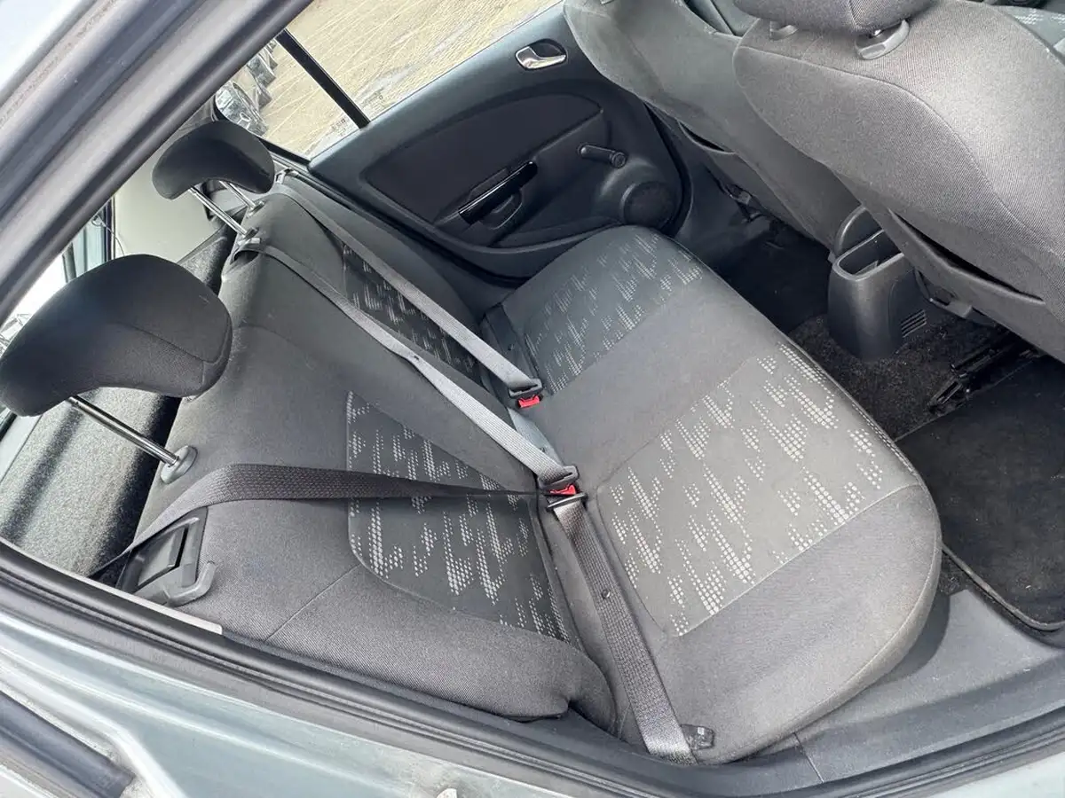 2013-vauxhall-corsa-12-exclusiv-5d-easytronic-big-14