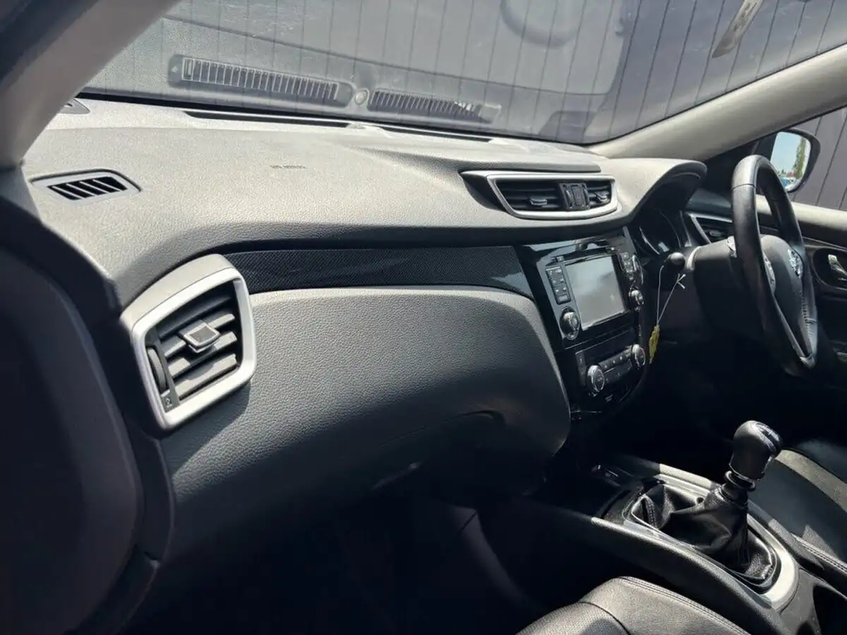 2016-nissan-x-trail-16dci-tekna-4x4-big-46