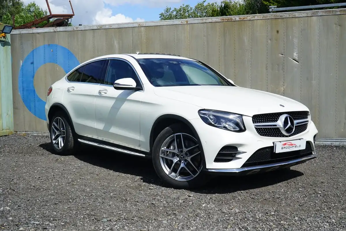 2017-mercedes-benz-glc-class-30-d-glc350d-amg-line-premium-plusss-coupe-4d-big-24