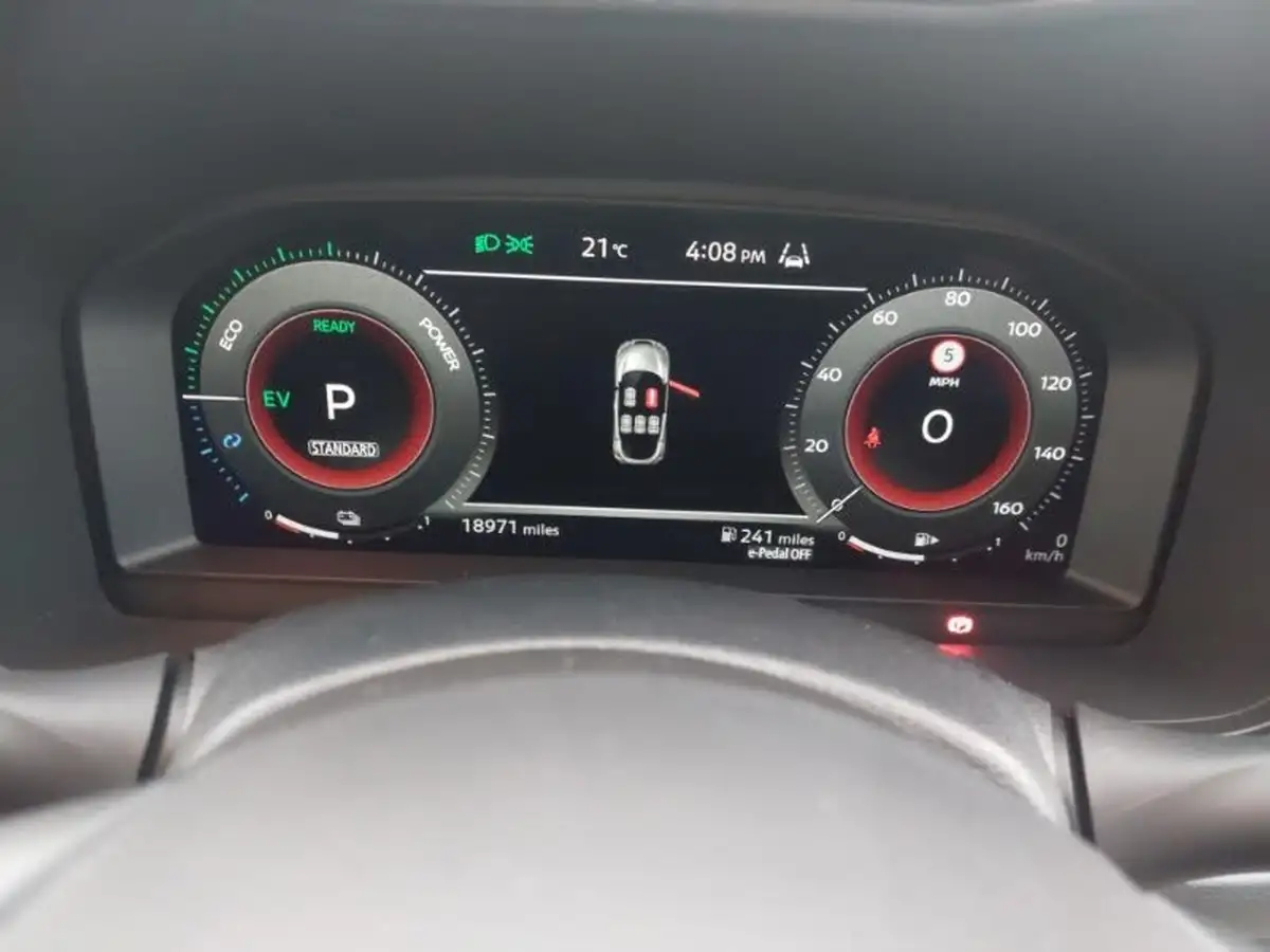 2024-nissan-juke-16-hybrid-n-connecta-big-10