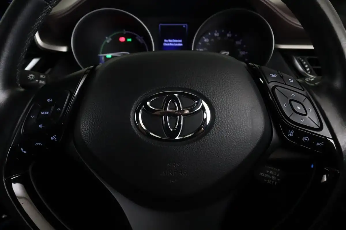 2019-toyota-c-hr-18-vvt-i-excel-big-14
